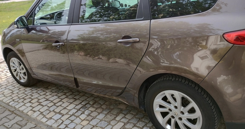 Renault Grand Scenic cena 36000 przebieg: 197000, rok produkcji 2015 z Góra małe 352